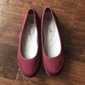 NWOT Clarks Cloudsteppers